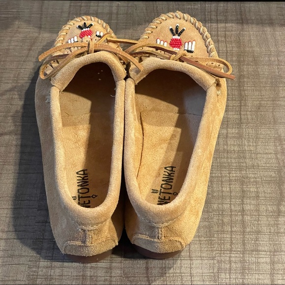 Minnetonka Brown Suede Women’s Thunderbird Beaded Moccasin Size 7 - Picture 6 of 12